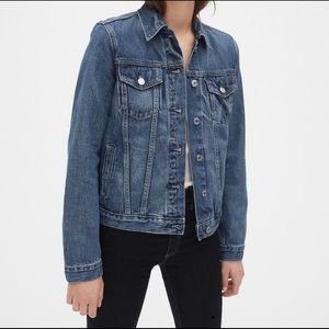 NWOT Gap denim jacket xs petite